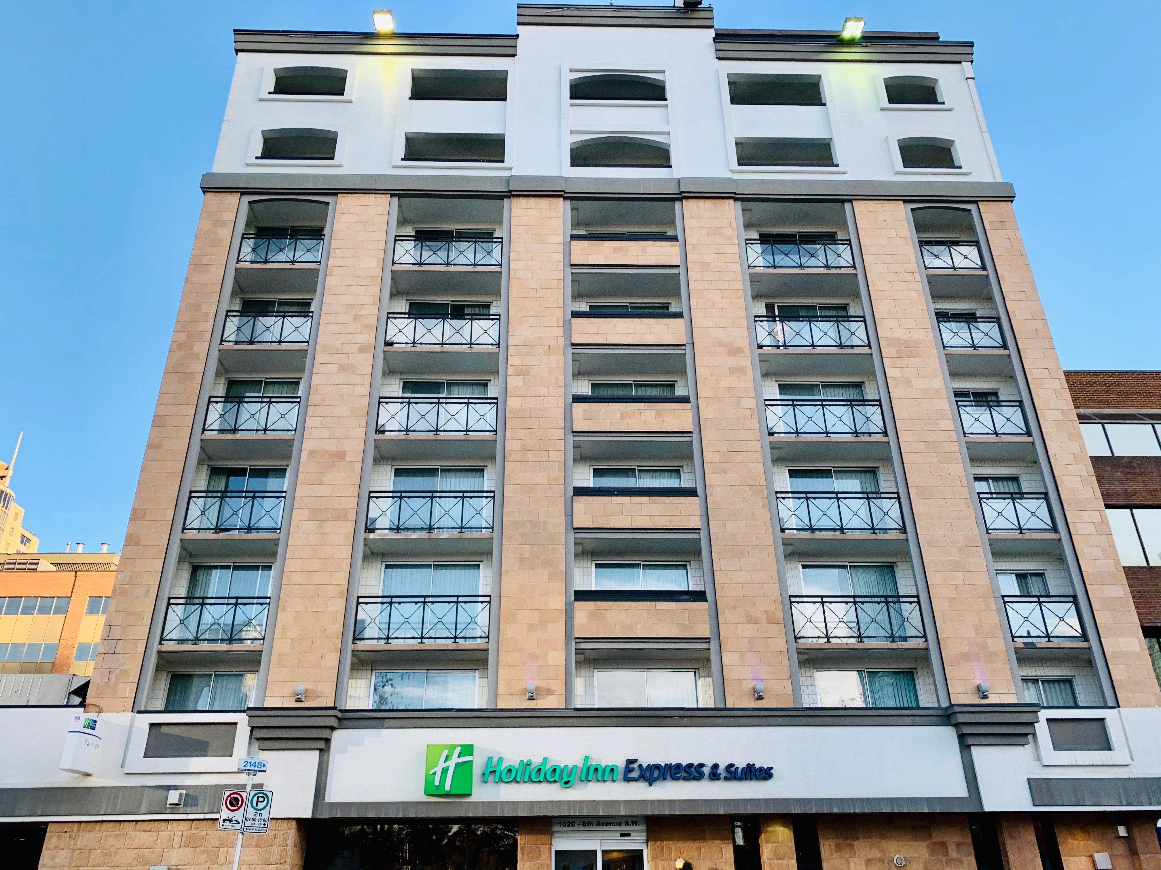 Holiday Inn Express And Suites Calgary By Ihg Kültér fotó