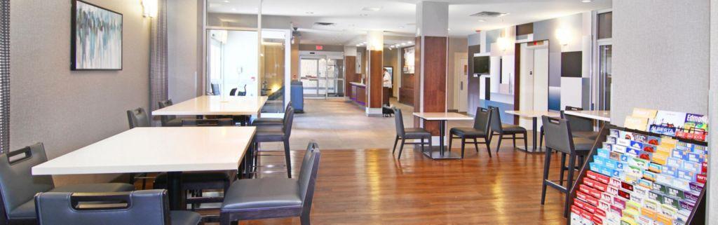 Holiday Inn Express And Suites Calgary By Ihg Kültér fotó