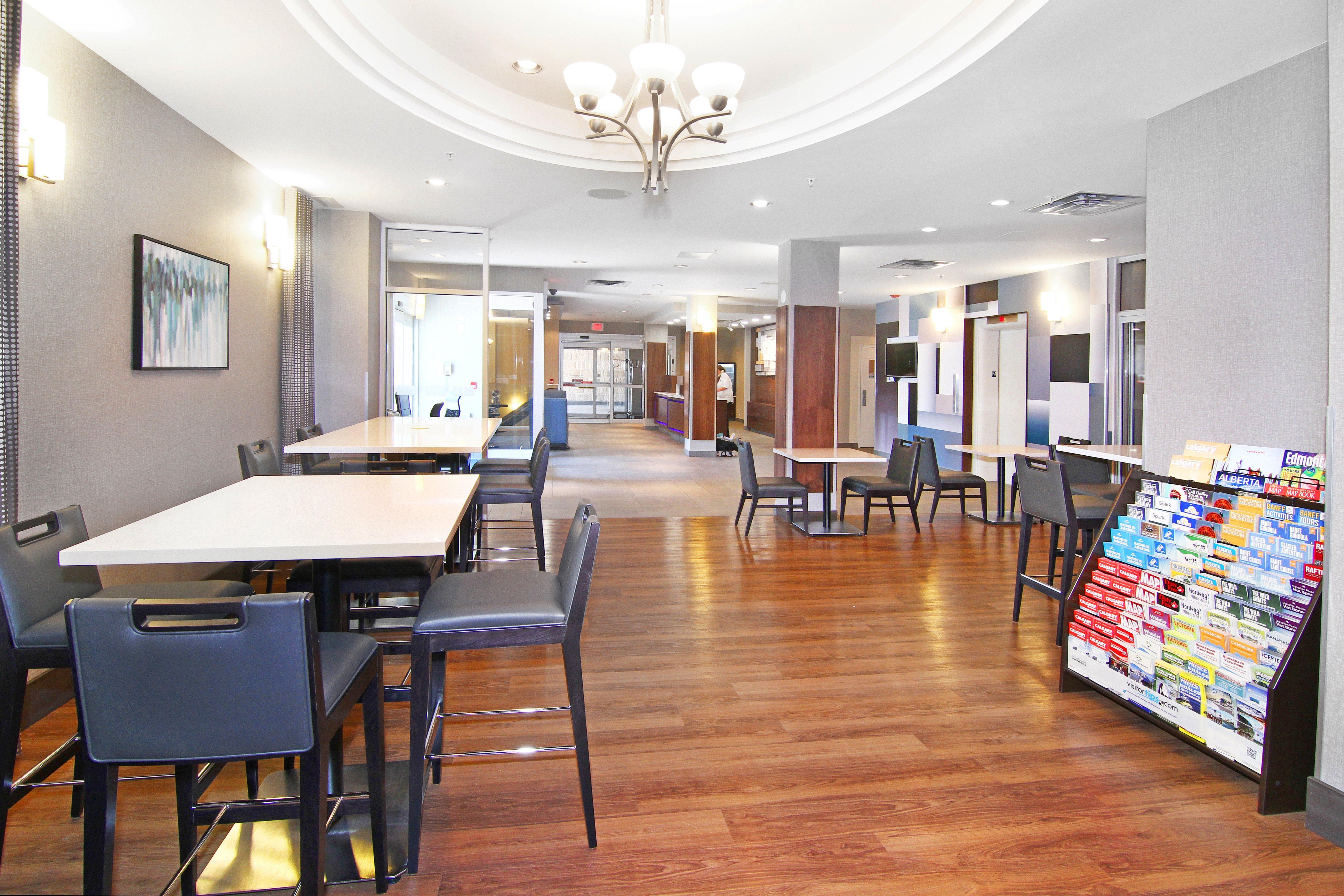 Holiday Inn Express And Suites Calgary By Ihg Kültér fotó