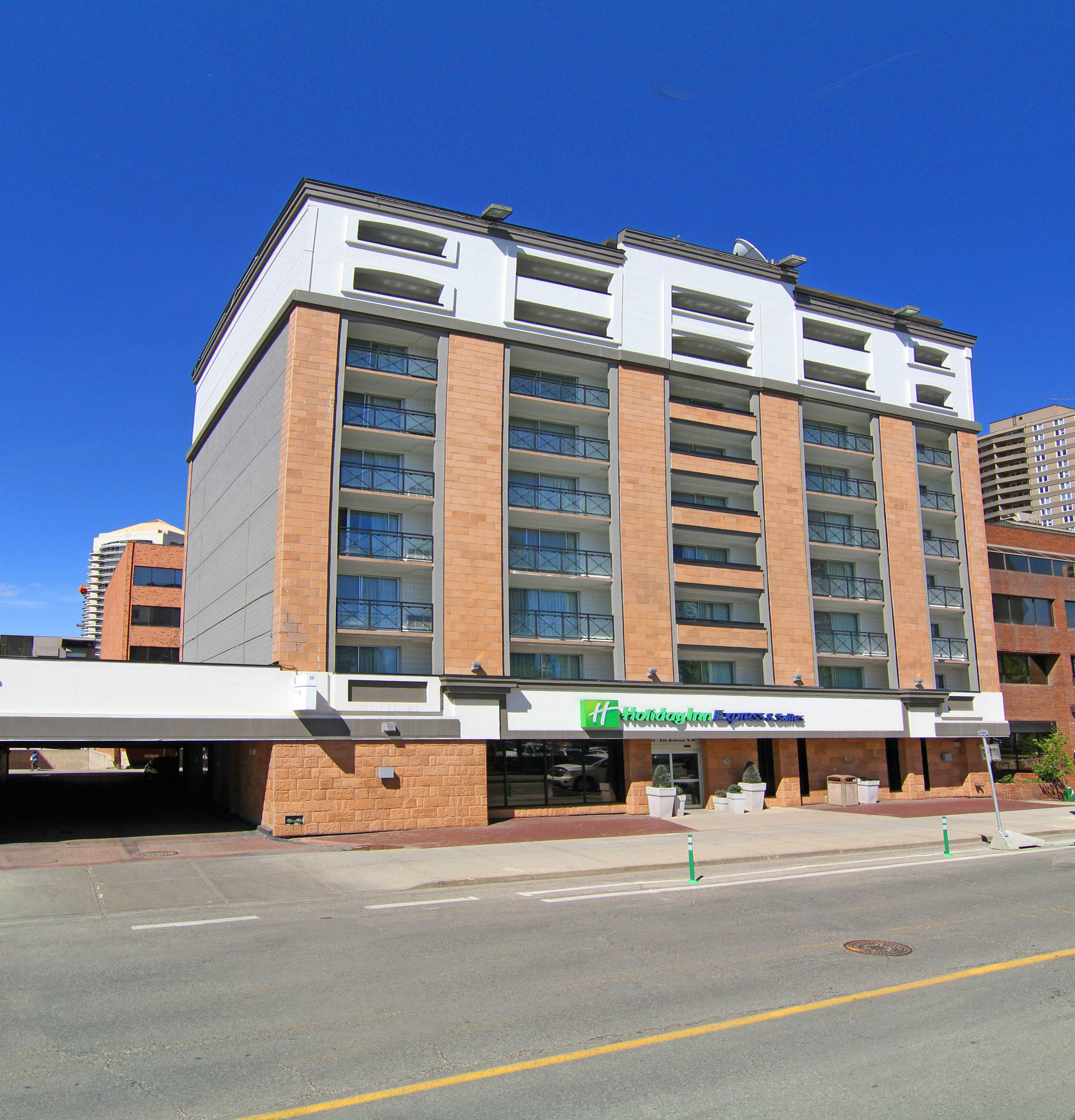 Holiday Inn Express And Suites Calgary By Ihg Kültér fotó