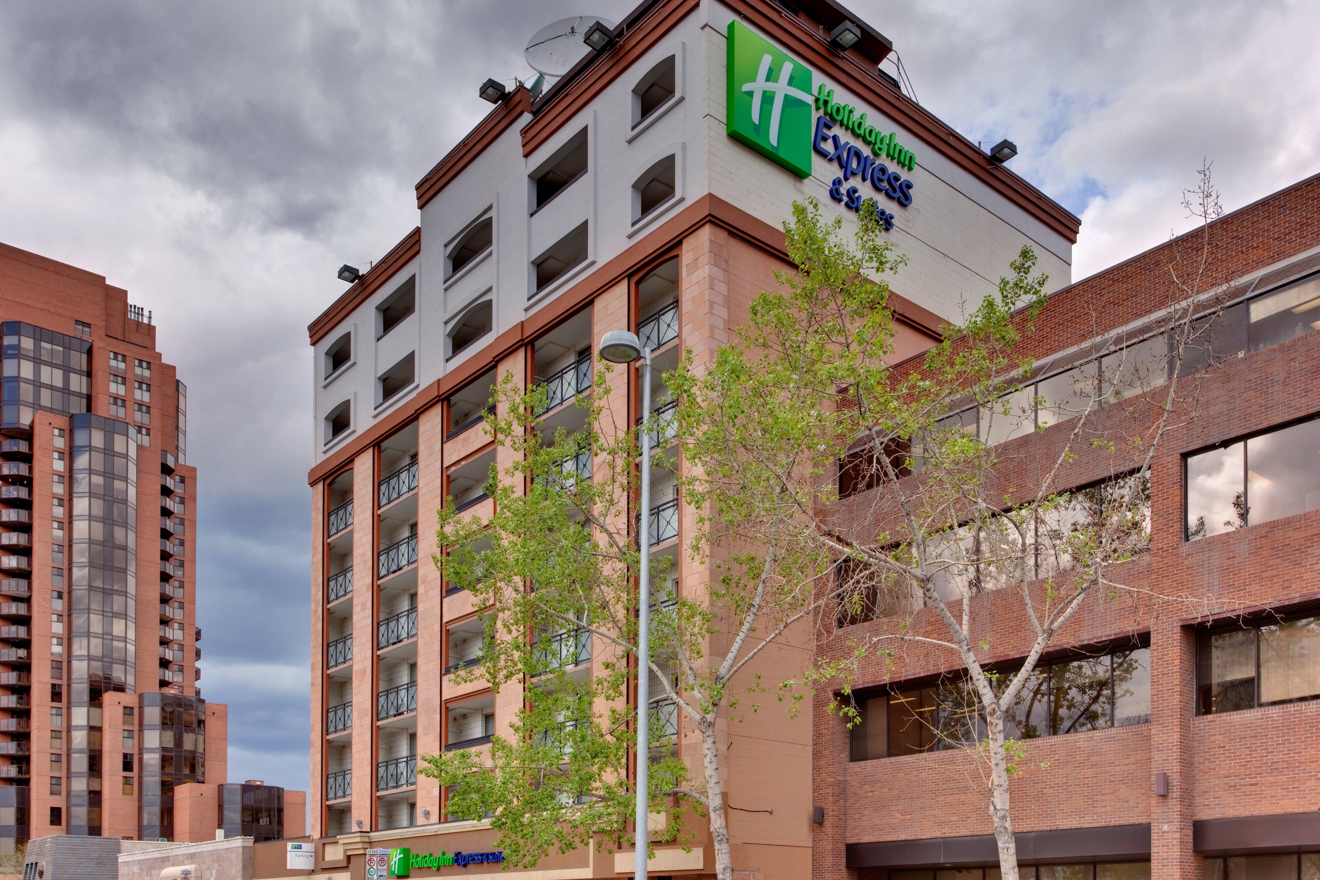 Holiday Inn Express And Suites Calgary By Ihg Kültér fotó
