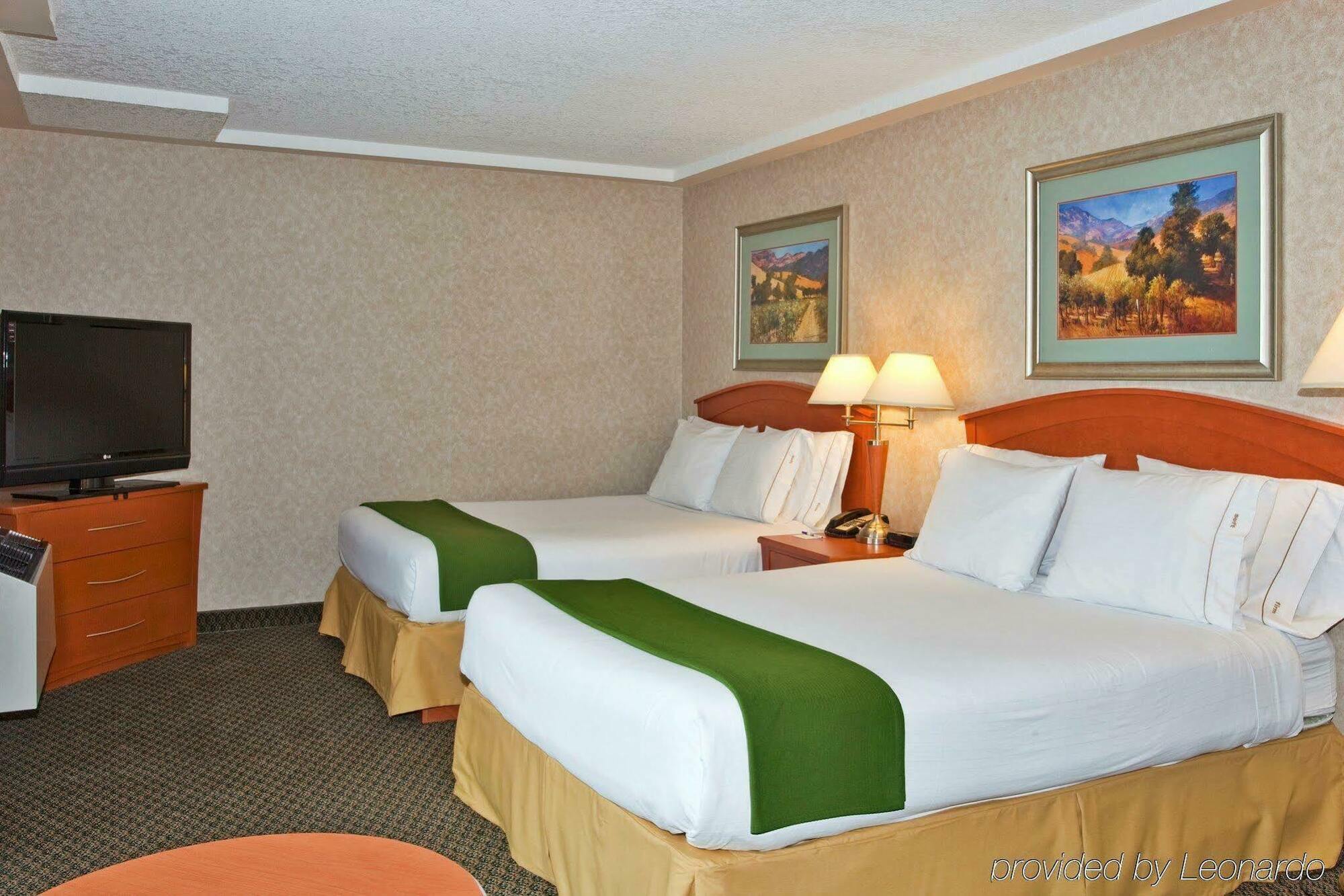 Holiday Inn Express And Suites Calgary By Ihg Kültér fotó